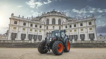 New Holland представил концепт трактора II Trattore в стиле нео-ретро Fiat